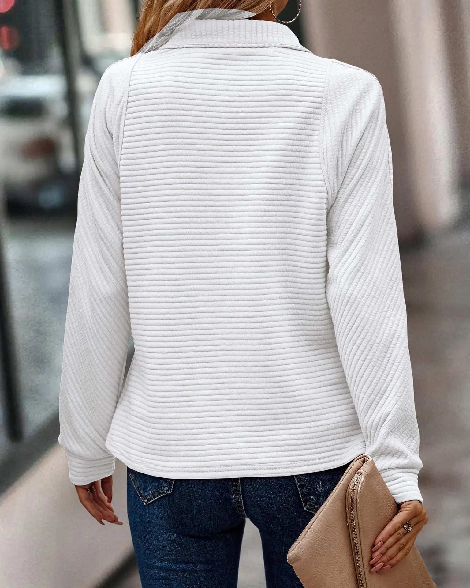 Sarah | Elegant V-Neck Zip Sweater
