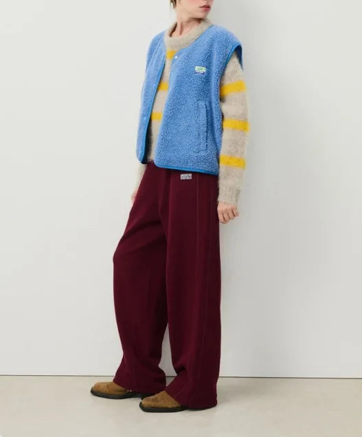 LAZY BEAUTY | SLEEVELESS TEDDY VEST