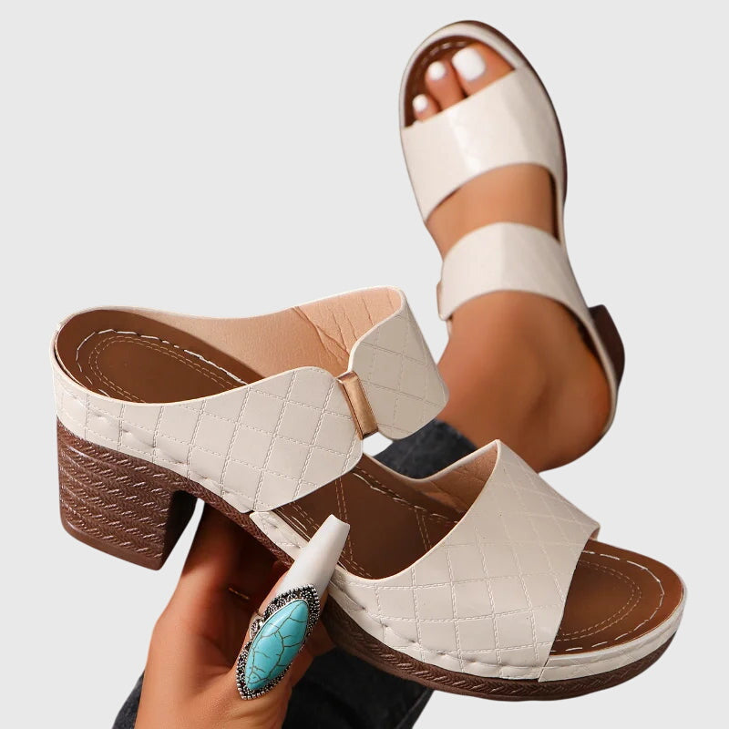 Shara™ - Versatile Block Heel Sandals