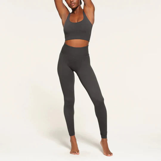 LUVESSI® SCRUNCH SEAMLESS LEGGINGS