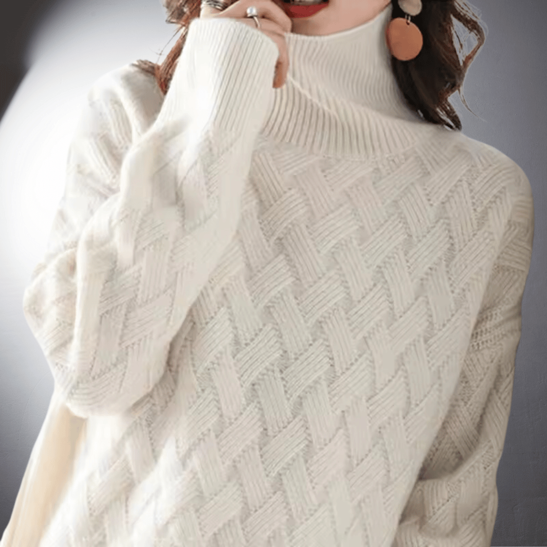 Evelyn | Timeless Comfort Sweater