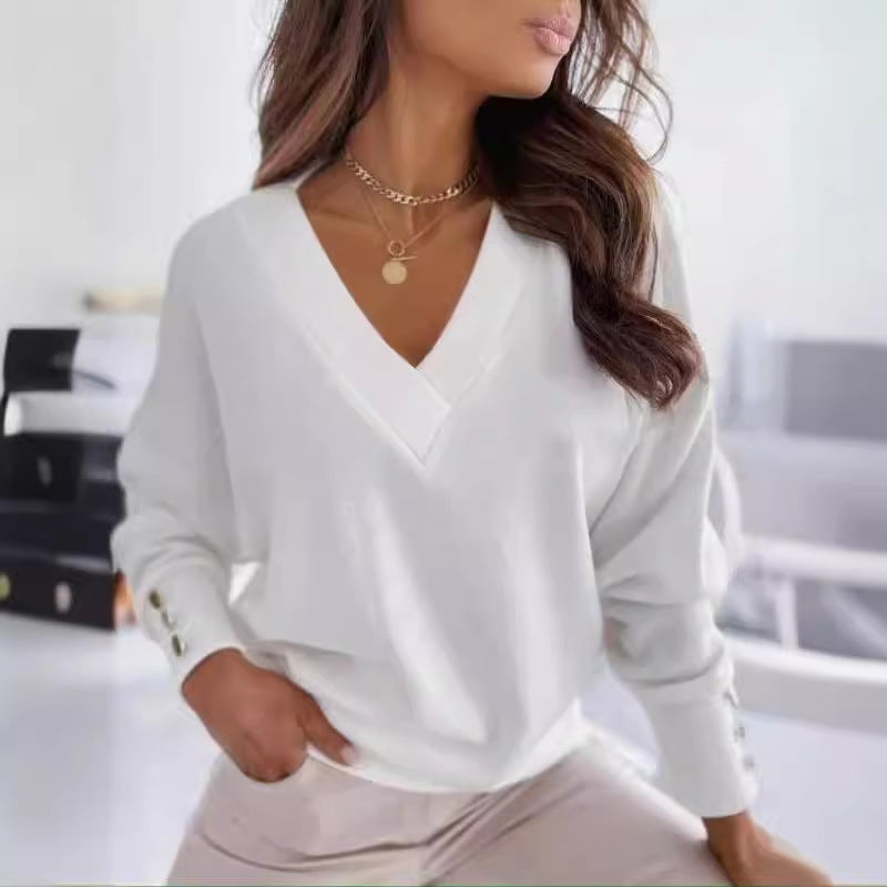 Erika | Stylish Scandinavian V-Neck Sweater