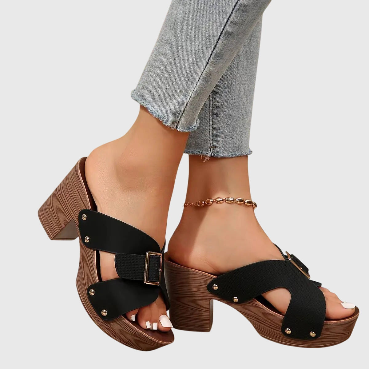 Mera - Elegant Buckled Sandals